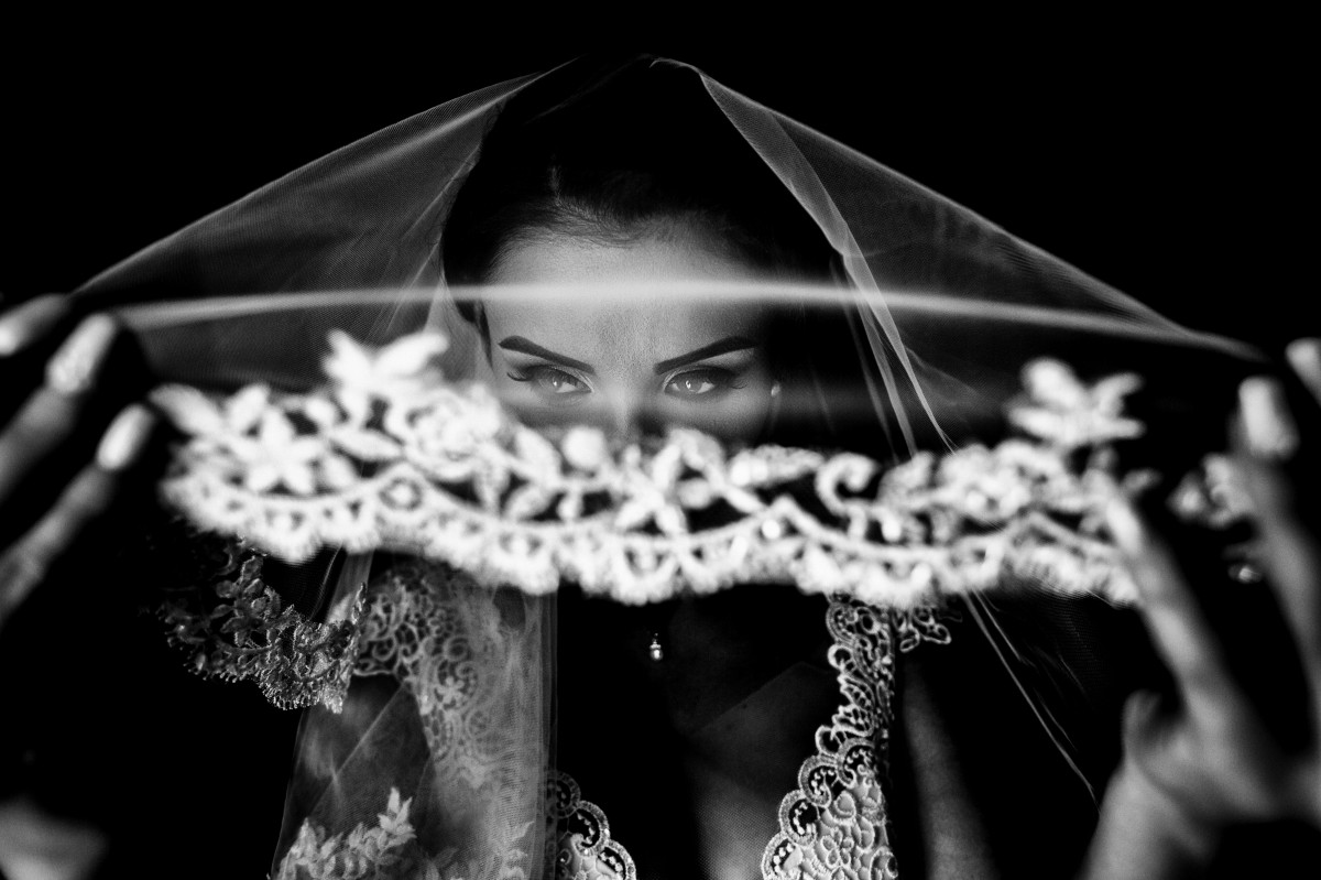 Pregatirile de nunta surprinse in 20 de imagini sclipitoare